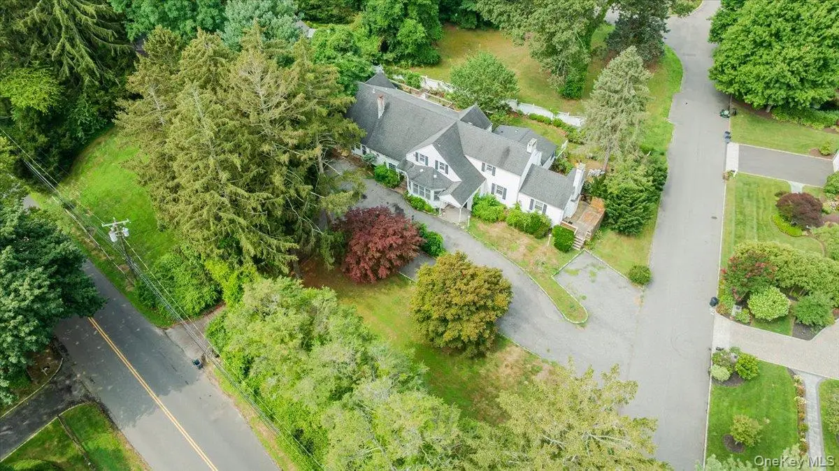 221 Huntington Bay Road, Huntington, NY 11743 - Image #1