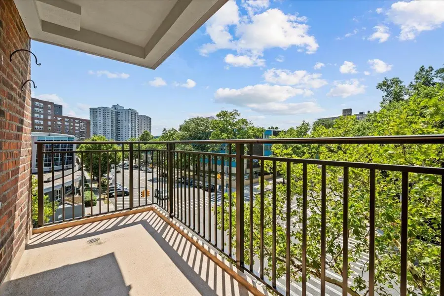 3720 Independence Avenue #4E, Bronx, NY 10463 - Image #2