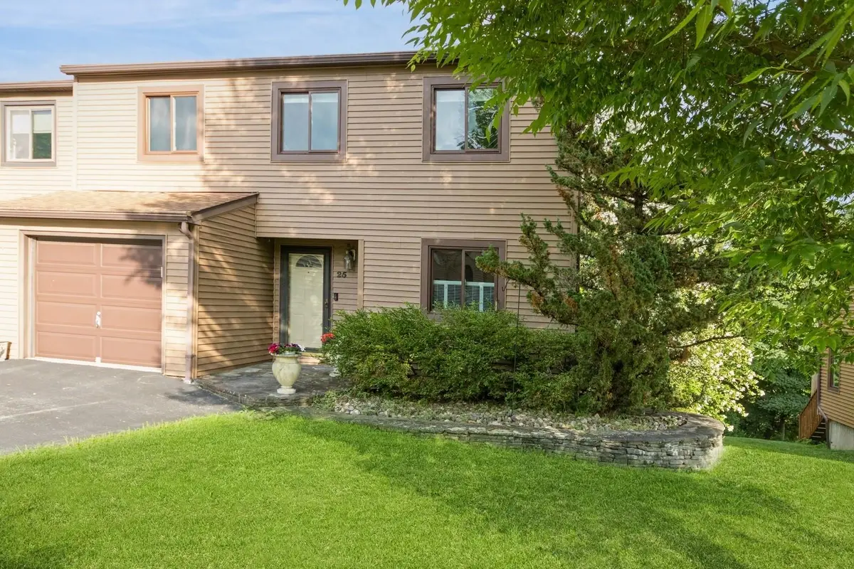 25 Walnut Court, Fishkill, NY 12524 - Image #1