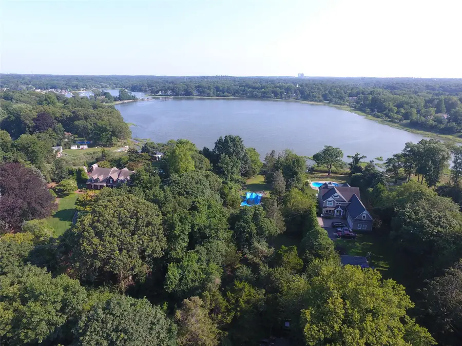 59 Dyke Road, East Setauket, NY 11733 - Image #2