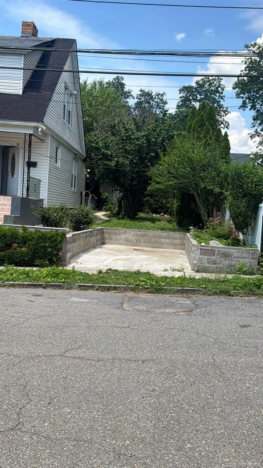 9 Roanoke Street, Yonkers, NY 10710 - #3