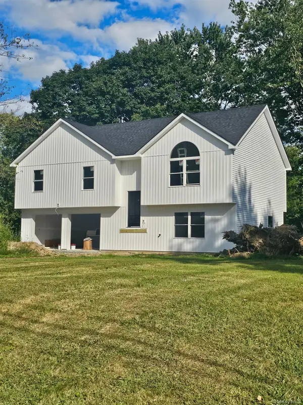 17 Carpenter Road, Rock Tavern, NY 12575