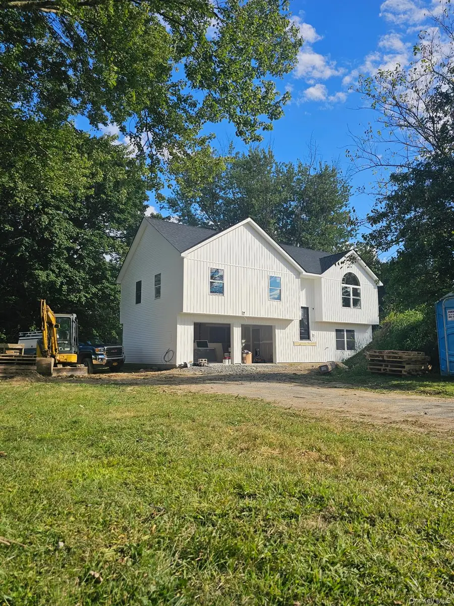 17 Carpenter Road, Rock Tavern, NY 12575 - Image #2