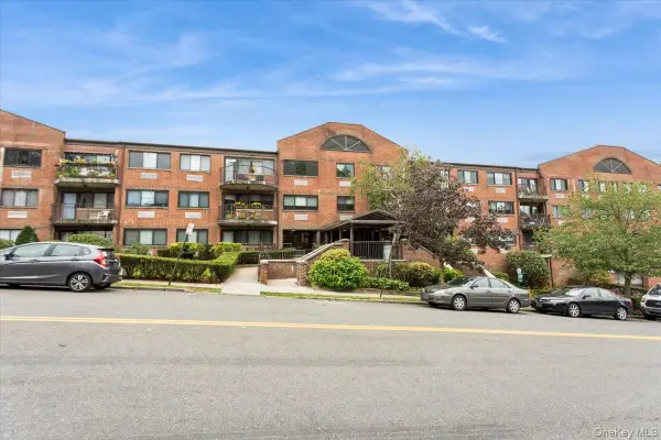 66 Crisfield Street #1D, Yonkers, NY 10710