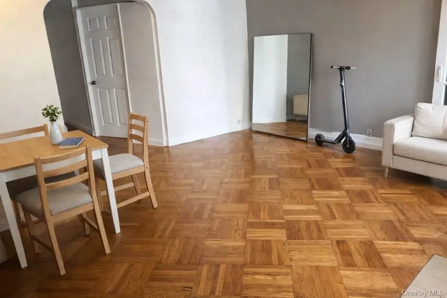 5024 39th Place, Sunnyside, NY 11104 - Image #2