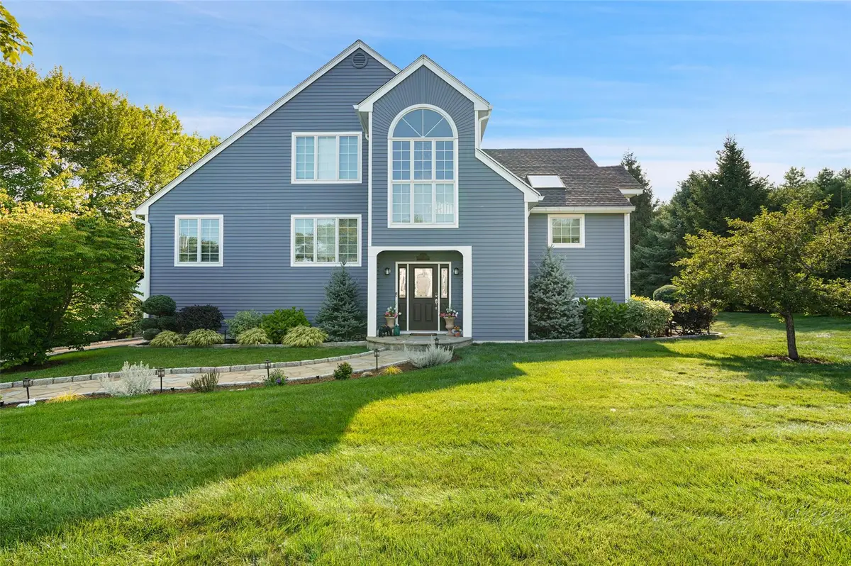 3370 Spruce Street, Mohegan Lake, NY 10547 - Image #1