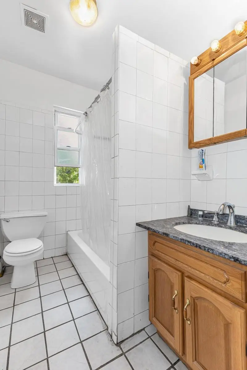 825 E 230th Street, Bronx, NY 10466 - Image #2