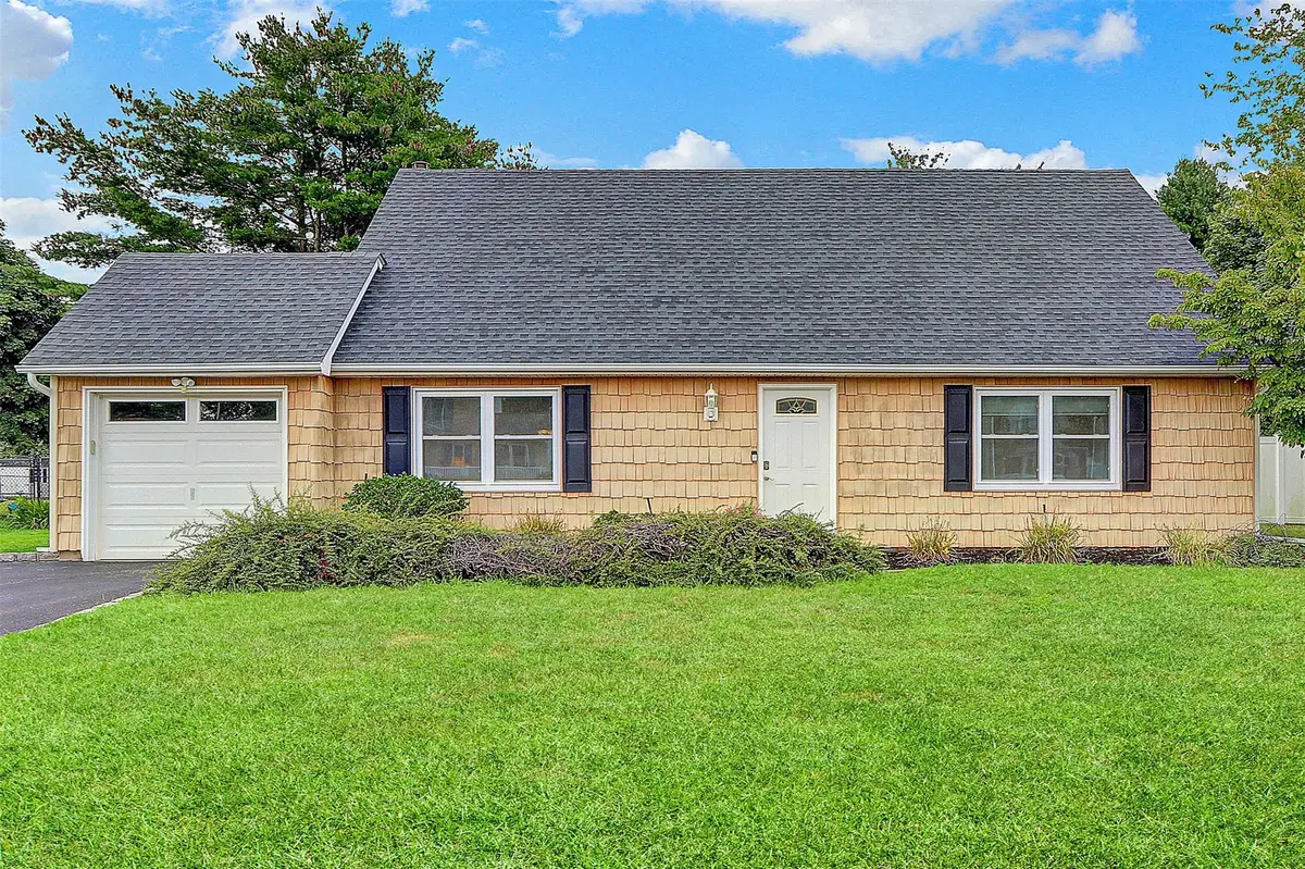 31 Imperial Drive, Miller Place, NY 11764 - Image #1