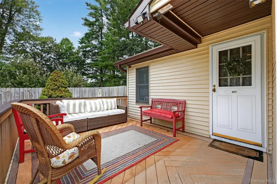 201 Esopus Creek Road, Saugerties, NY 12477 - Image #3