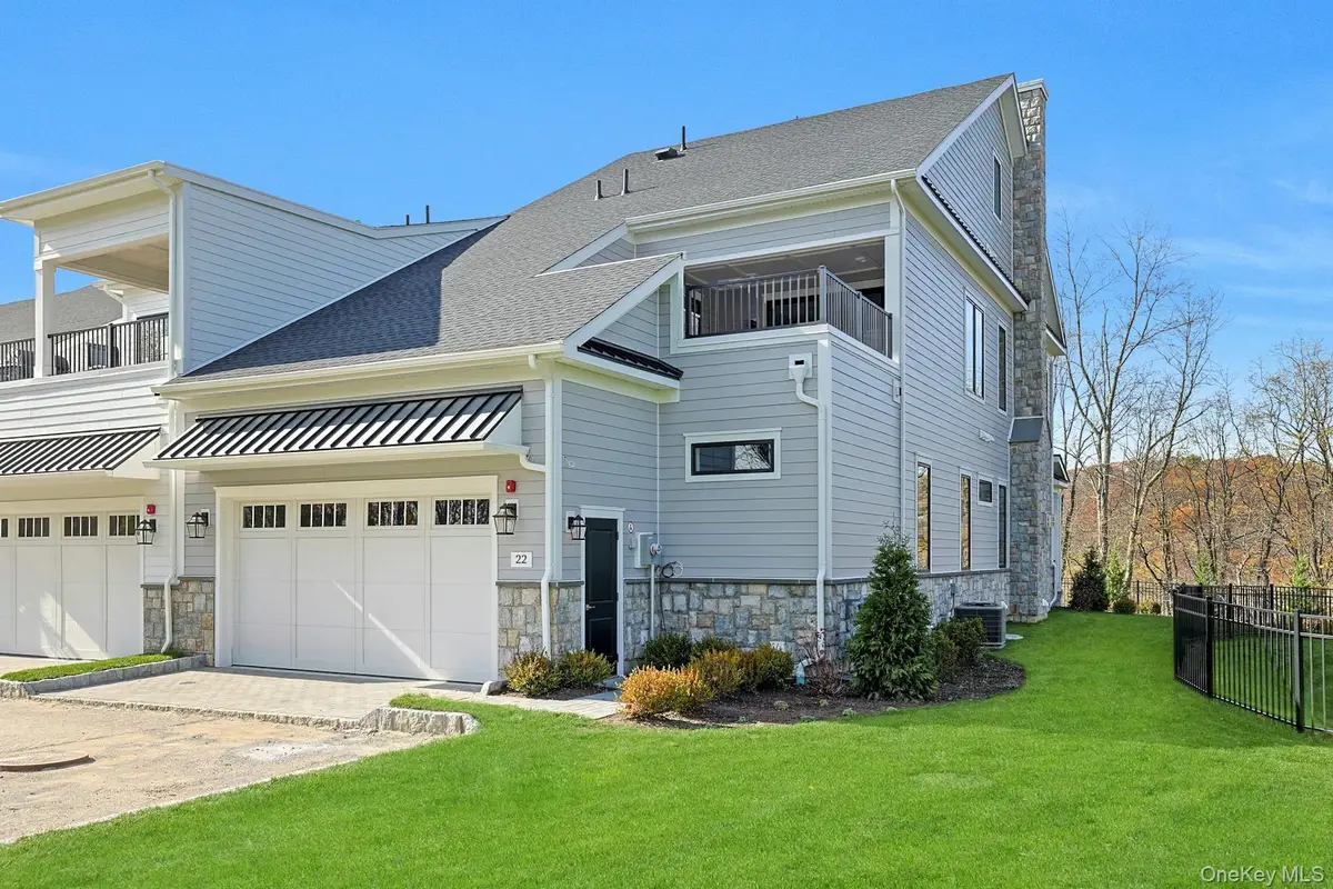 22 Carriage Lane, Chappaqua, NY 10514 - Image #1