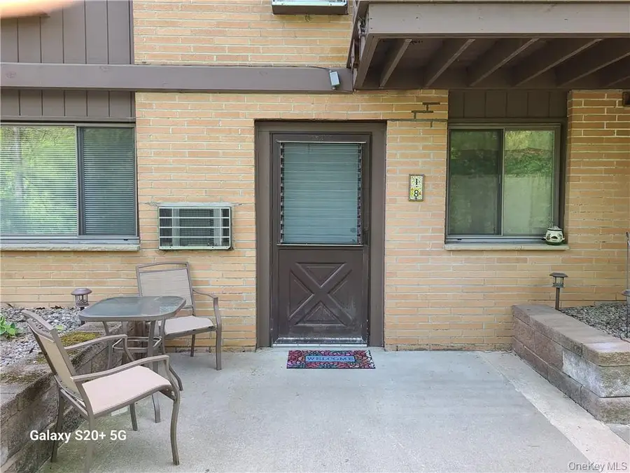 10 Oakwood Terrace #18, New Windsor, NY 12553 - Image #3