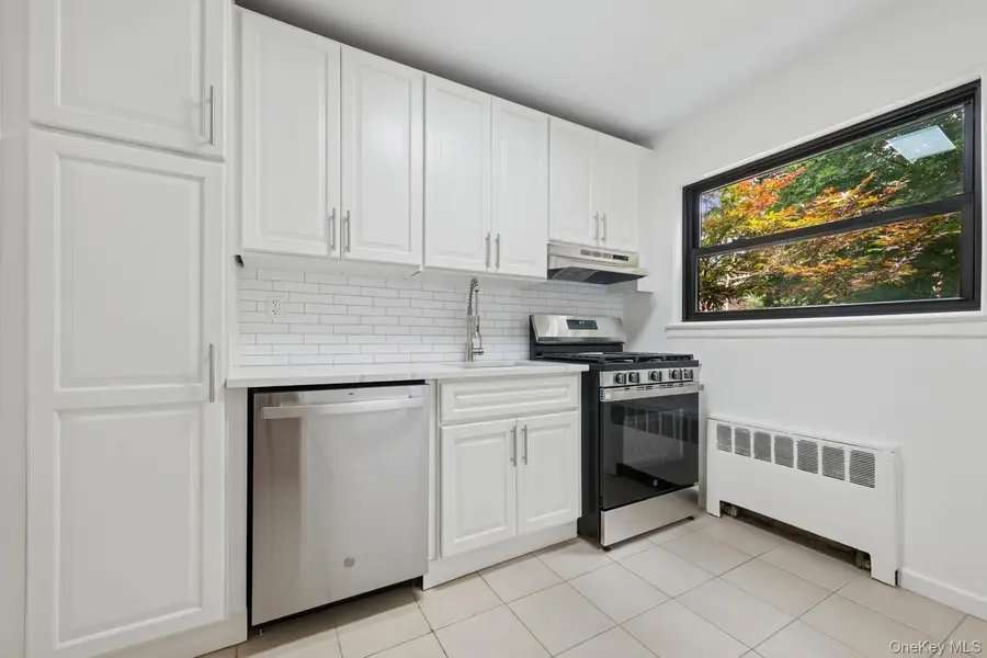 73-24 Springfield Boulevard #039A1, Oakland Gardens, NY 11364 - Image #3
