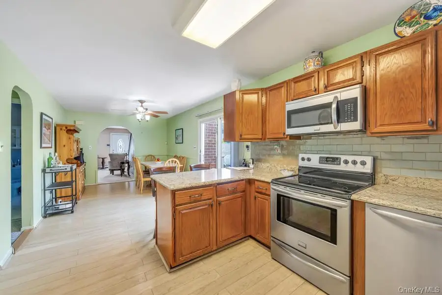 265 Starke Avenue, East Meadow, NY 11554 - Image #2