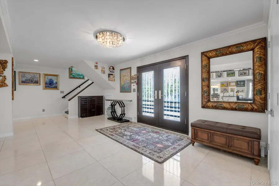 10 Macy Drive, Hewlett Bay Park, NY 11557 - Image #2