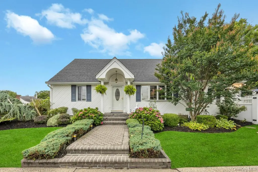 32 Albert Street, Hicksville, NY 11801 - Image #1