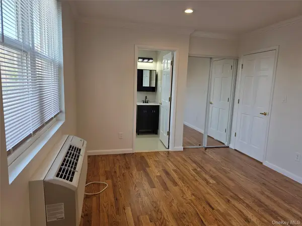 3641 169th Street #2F, Flushing, NY 11358