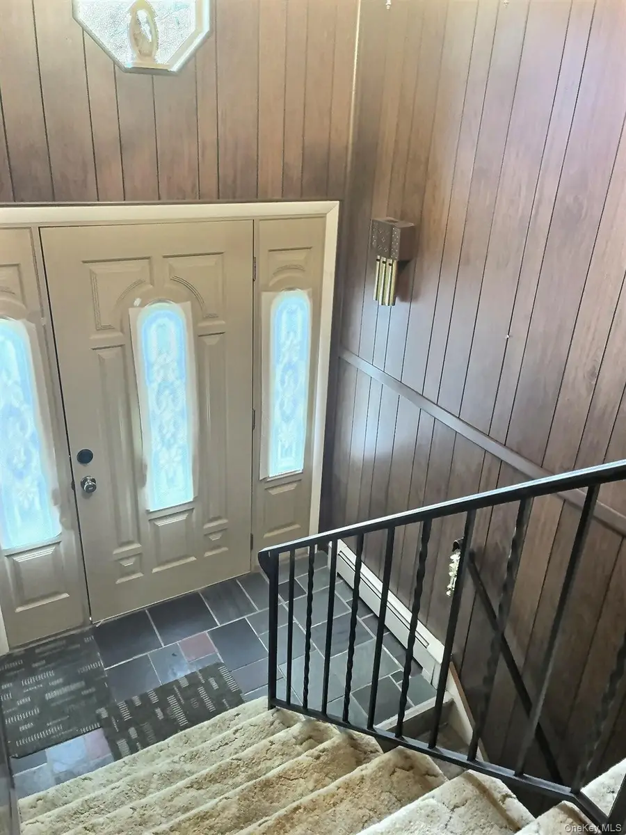 4 Robert Lane, Wappingers Falls, NY 12590 - Image #2