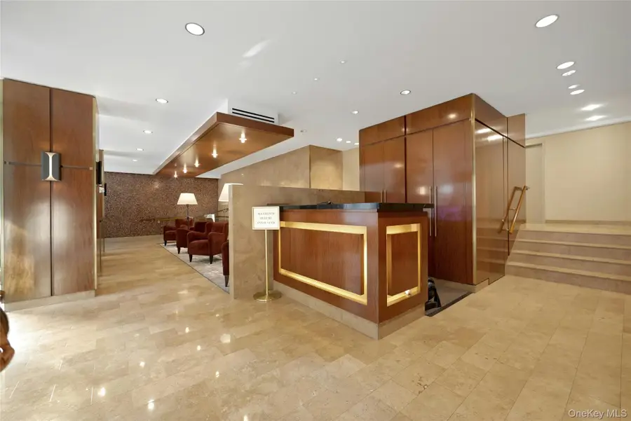 401 E 86 #8D, Manhattan, NY 10028 - Image #2