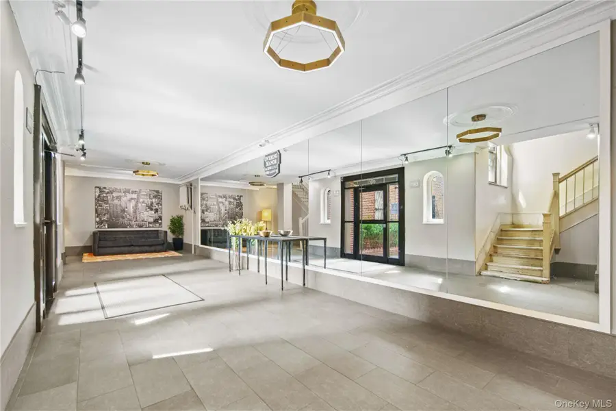 1506 Overing Street #6C, Bronx, NY 10461 - Image #2