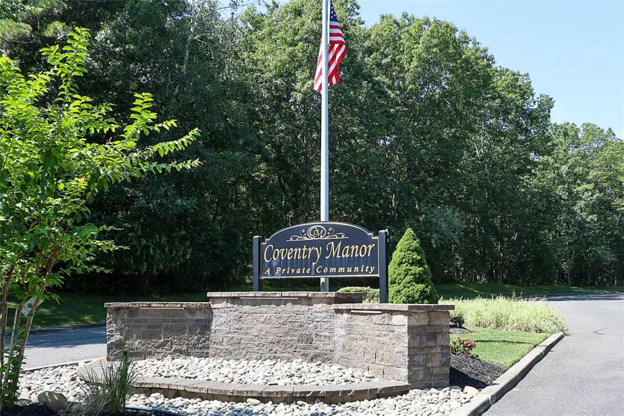 5 Amesworth Court, Middle Island, NY 11953 - Image #2