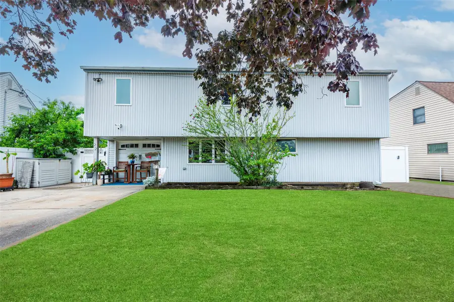 22 Lowland Road, Levittown, NY 11756 - Image #2