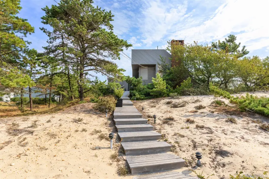 49 Gilberts Path, Amagansett, NY 11930 - Image #2