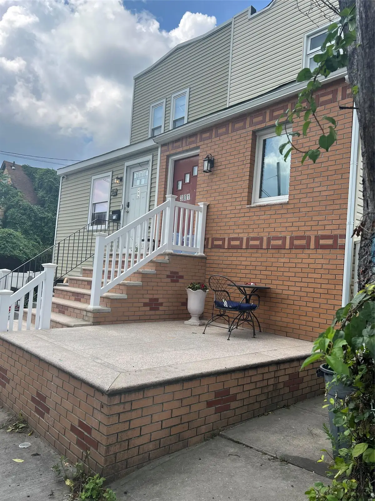 301 Beach 15 Street, Far Rockaway, NY 11691 - Image #1