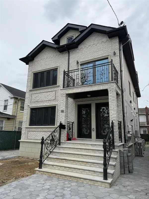 46-40 Kissena Boulevard, Flushing, NY 11355