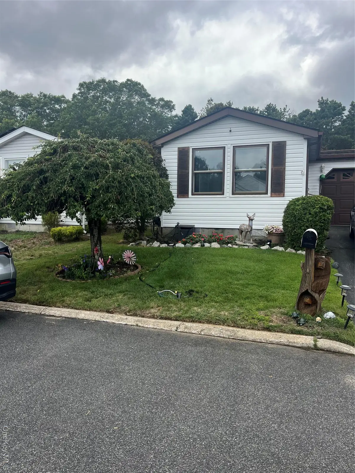 93 Village Circle W, Manorville, NY 11949 - Image #1