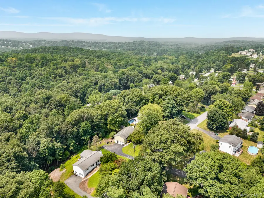 156 Bart Drive, Poughkeepsie, NY 12603 - Image #3