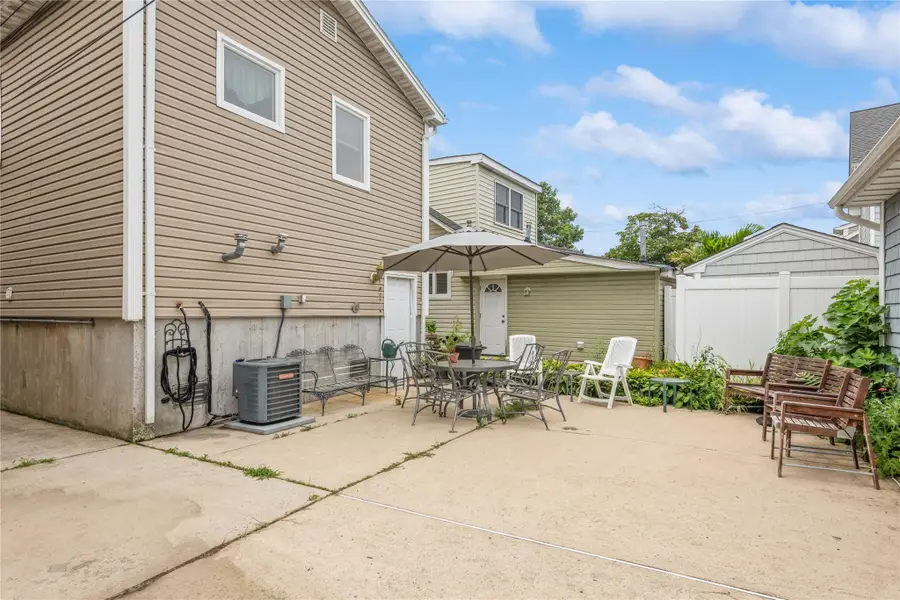 347 Bayville Avenue, Bayville, NY 11709 - Image #3