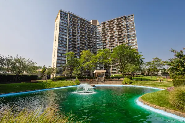 1 Bay Club Drive #4N, Bayside, NY 11360