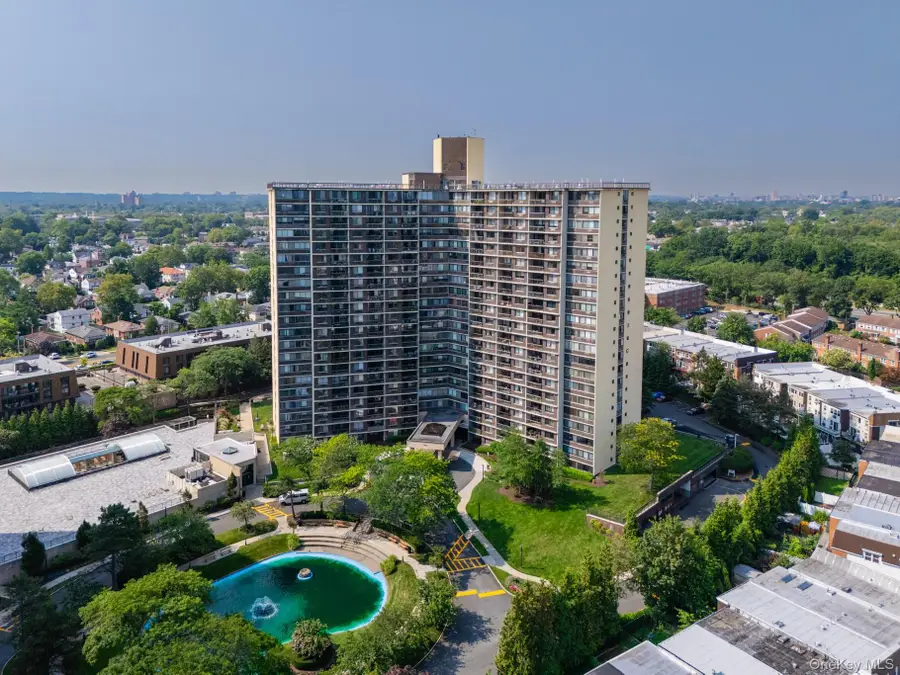 1 Bay Club Drive #4N, Bayside, NY 11360 - Image #2