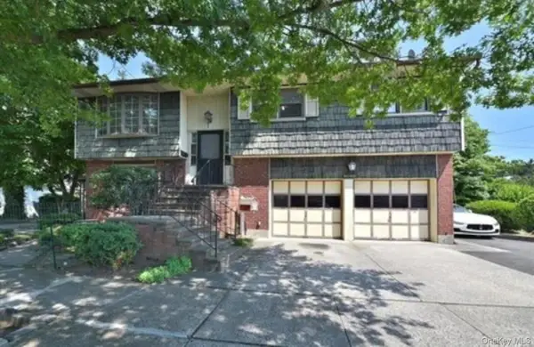 11 Edwards Place, Valley Stream, NY 11580