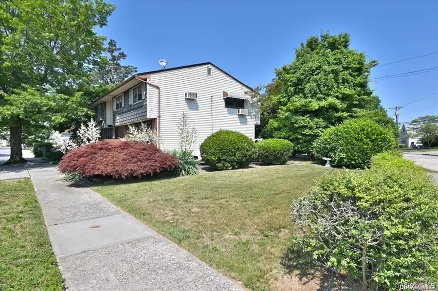 11 Edwards Place, Valley Stream, NY 11580 - Image #2