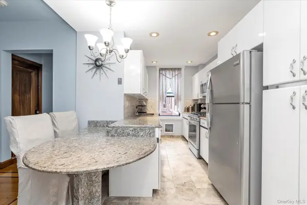 160-15 Powells Cove Boulevard #C202, Beechhurst, NY 11357