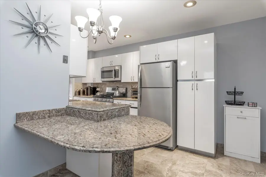 160-15 Powells Cove Boulevard #C202, Beechhurst, NY 11357 - Image #2