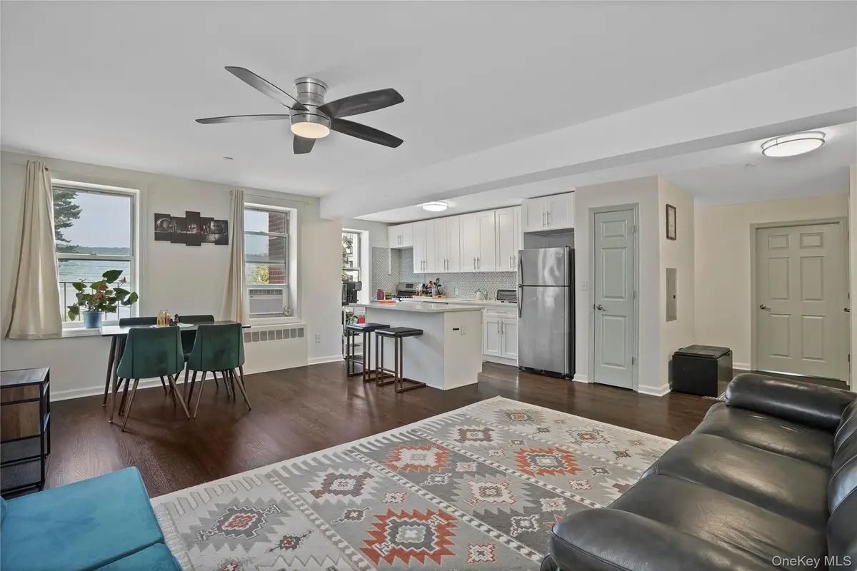 1 Hawley Terrace #2J, Yonkers, NY 10701 - Image #1