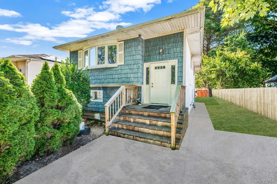 8 Willoughby Street, Brentwood, NY 11717 - Image #2