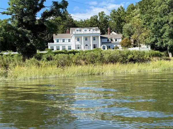 158 E Shore Road, Huntington Bay, NY 11743