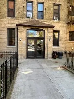 83-52 Talbot Street #3-J, Kew Gardens, NY 11415 - Image #3