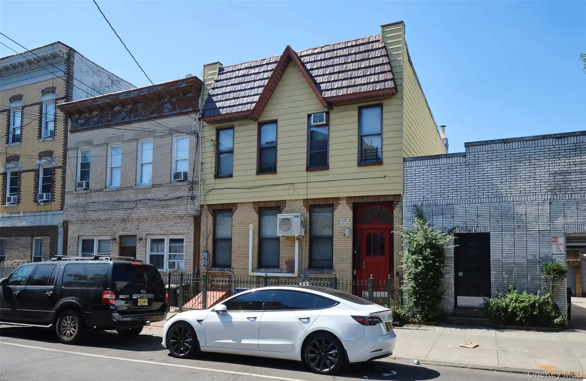 586 Onderdonk Avenue, Ridgewood, NY 11385 - #1