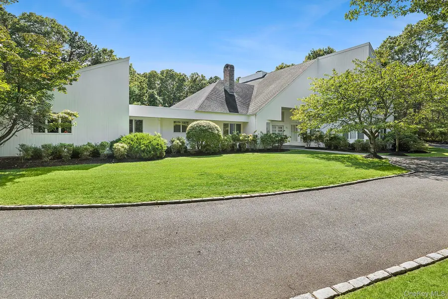 12 Honeysuckle Lane, East Quogue, NY 11942 - Image #2