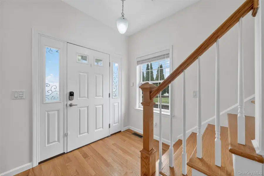 42 E Vincent Street, Elmsford, NY 10523 - Image #3