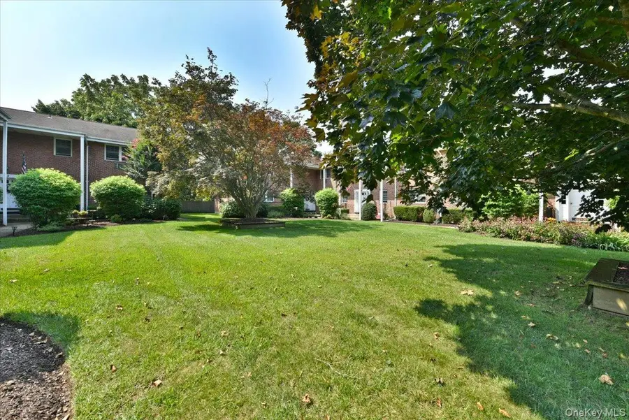 295 Merrick Road #4A, Amityville, NY 11701 - Image #3