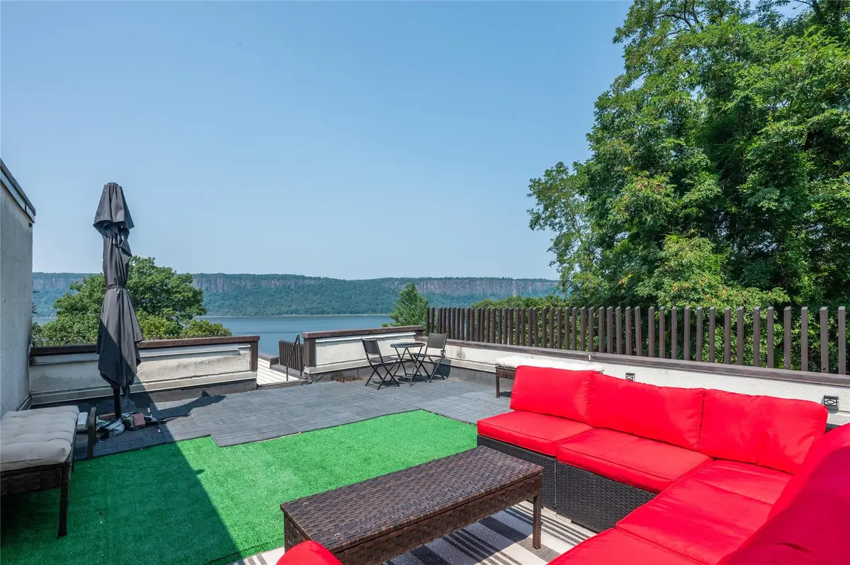 1200 Warburton Avenue #6, Yonkers, NY 10701 - Image #1