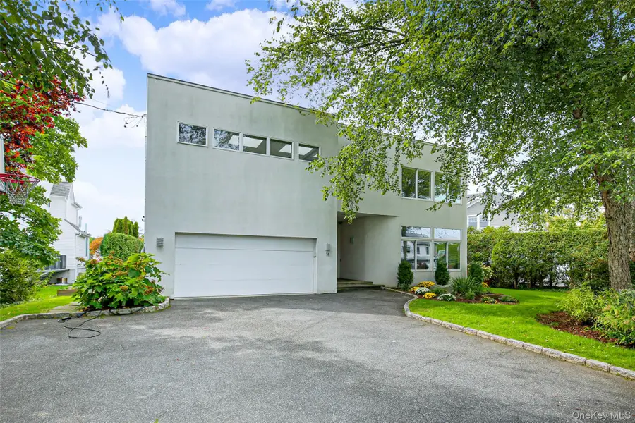 14 Old Colony Drive, Larchmont, NY 10538 - #2