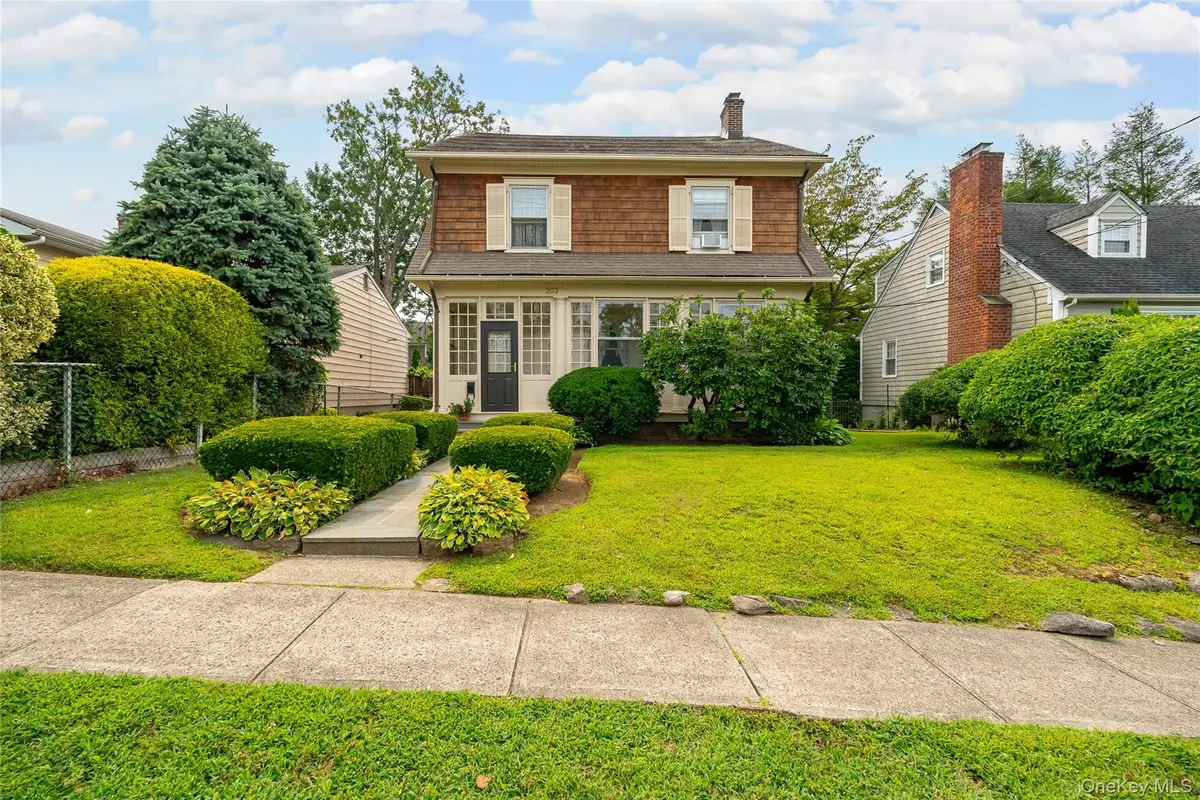 203 Travers Avenue, Mamaroneck, NY 10543 - Image #1