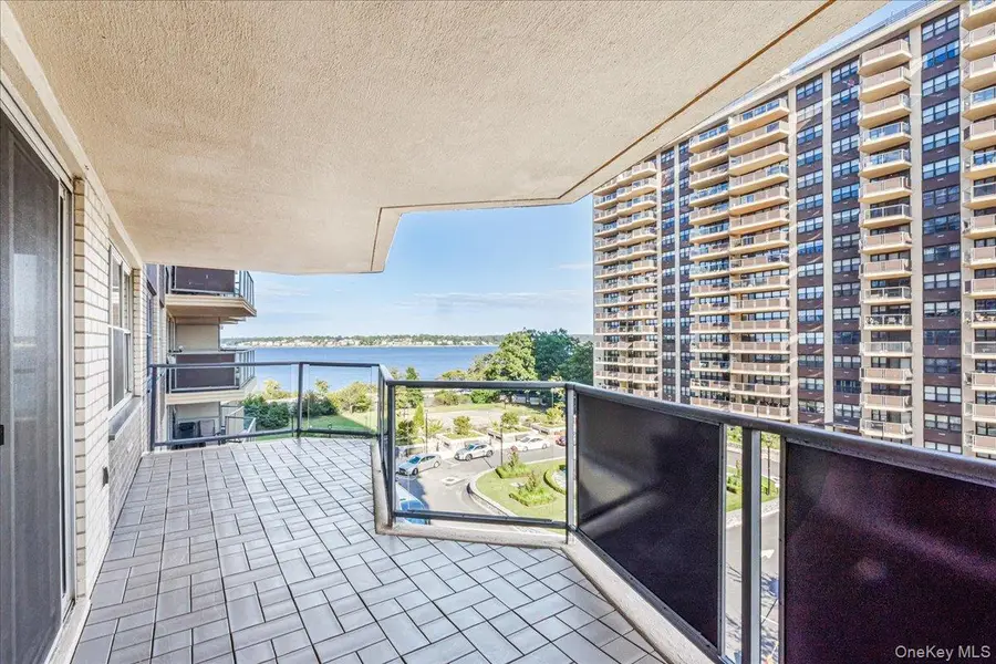 17-85 215th Street #5F, Bayside, NY 11360 - Image #2