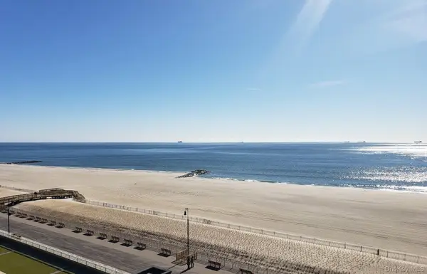 26 W Broadway #803, Long Beach, NY 11561